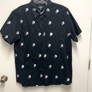 Men’s Skull Button Down